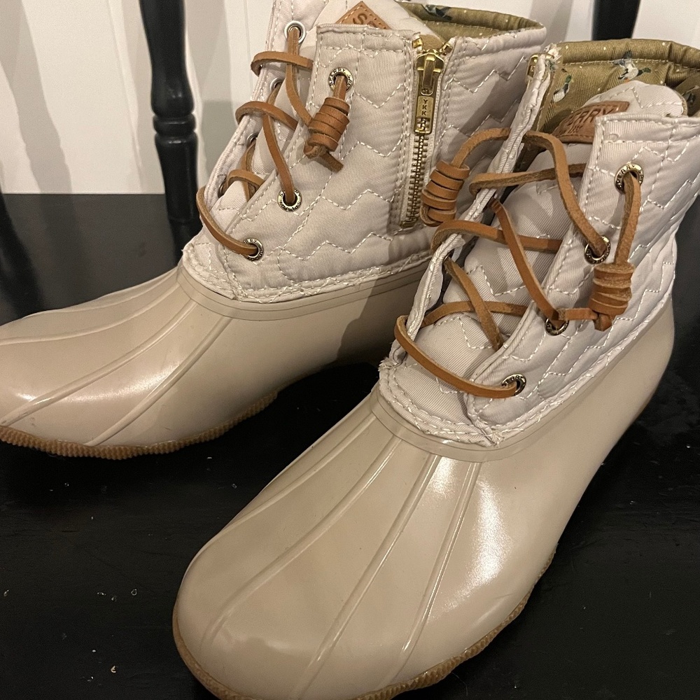 New Sperry Saltwater Duck Boot Beige Women’s 8.5